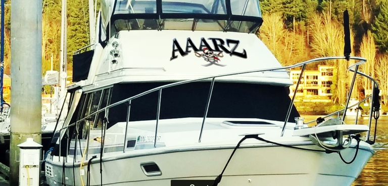 AAARZ Boat Lettering with Jolly Roger pirate 1 on house